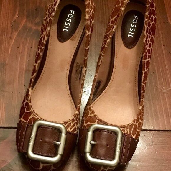 FOSSIL ANIMAL PRINT HEELS  - Picture 7 of 9